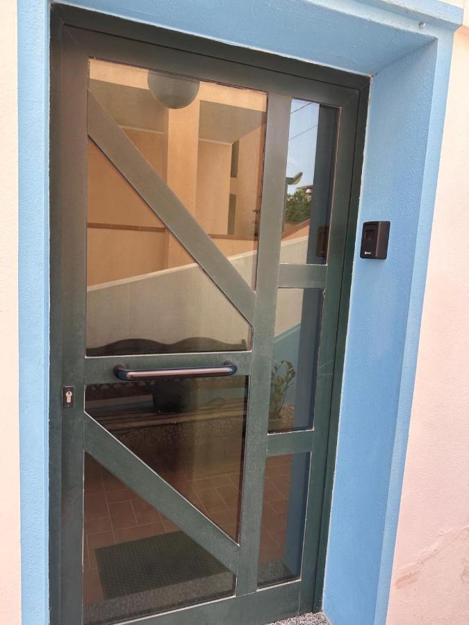 Appartamento Picasso Cala Gonone Bagian luar foto