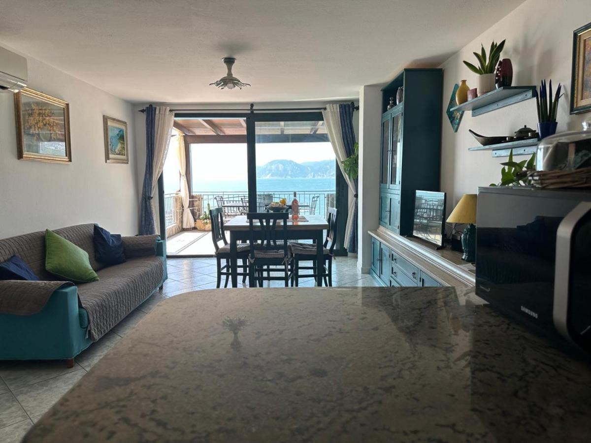 Appartamento Picasso Cala Gonone Bagian luar foto