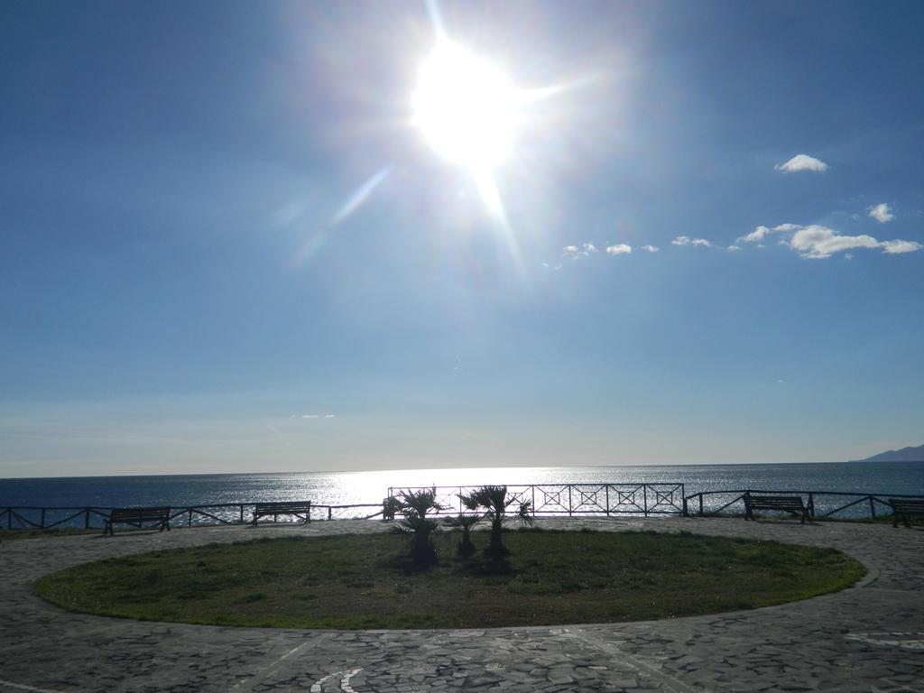 Appartamento Picasso Cala Gonone Ruang foto