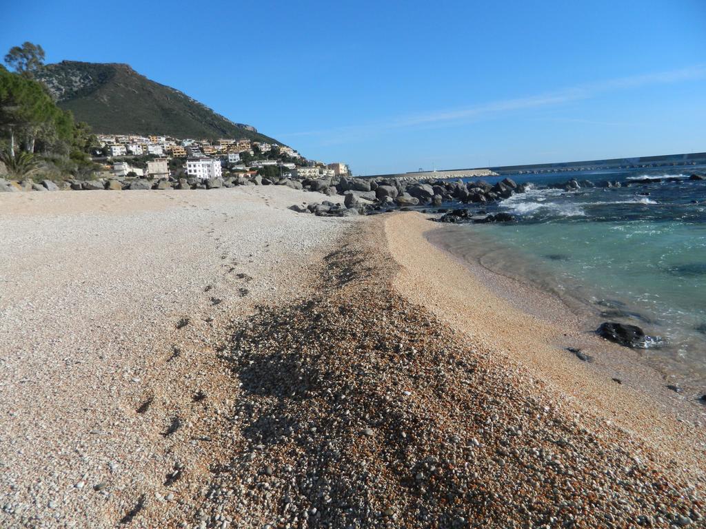 Appartamento Picasso Cala Gonone Bagian luar foto