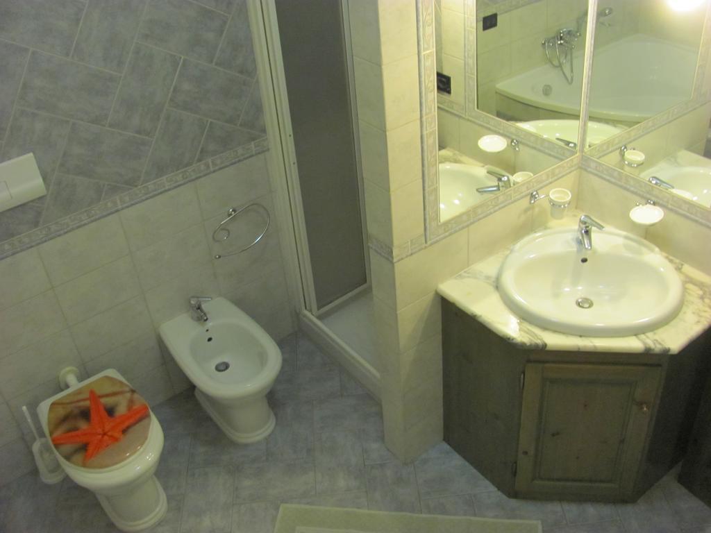 Appartamento Picasso Cala Gonone Bagian luar foto